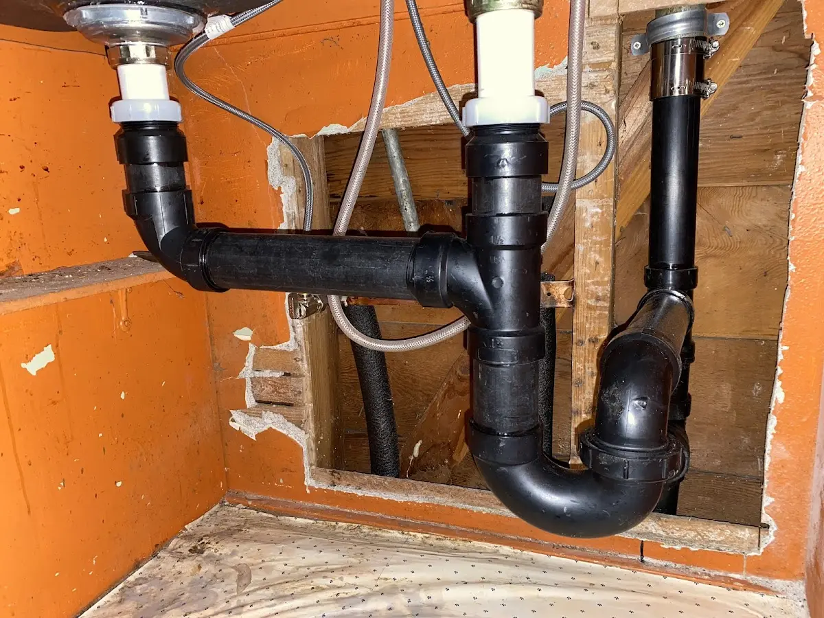 Professional Pipe Bursting equipment and tools on the job in North Baltimore